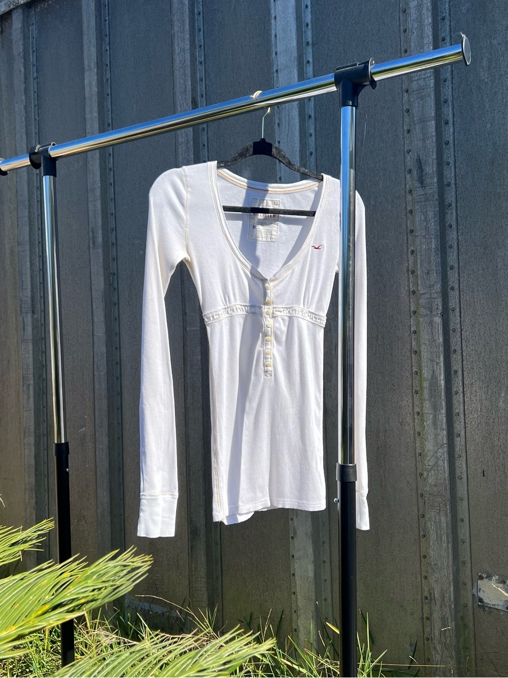 Vintage Y2K Hollister Rare White Empire Waist Long Sleeve Babydoll Henley Top